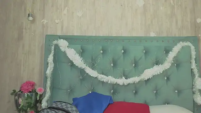 Marcelaa_fox's cam snapshot