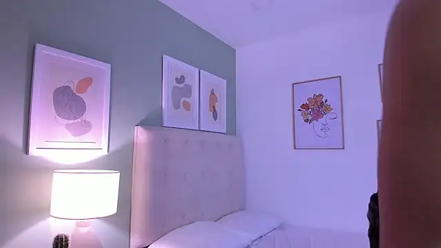 ApoloRicci live sex cam