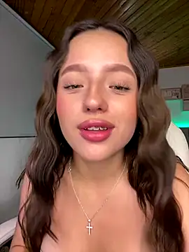 Sofia18_pinkk live sex cam