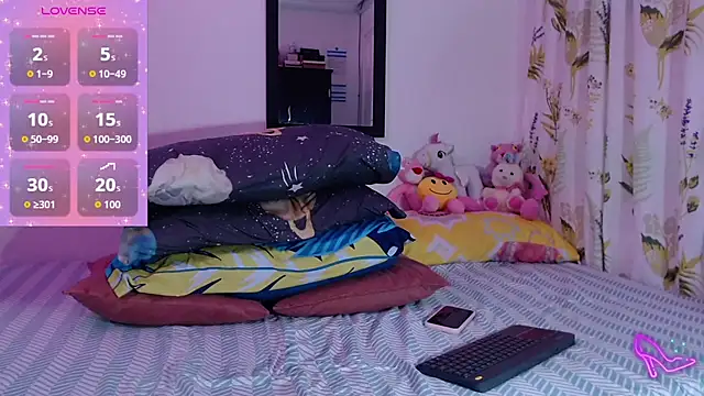 AllysonStonne live sex cam