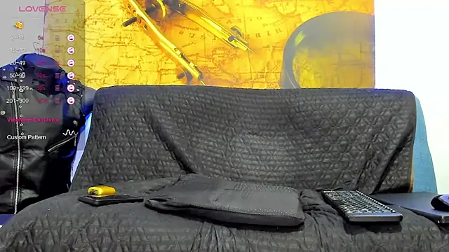 johny_bluexxx's cam snapshot