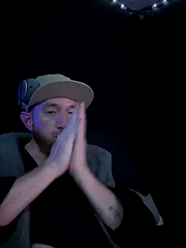 GenitalWars's cam snapshot