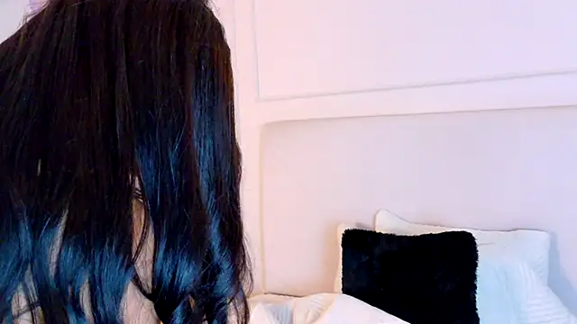 OlayaCooper's cam snapshot