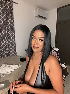 Emii_Love's cam snapshot