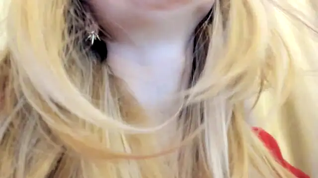 Politeeliza's cam snapshot