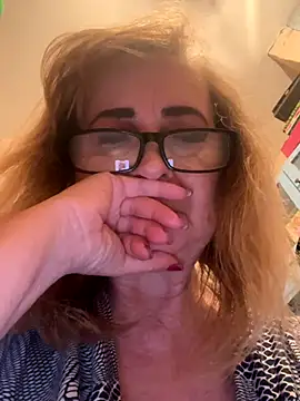 Irina2909@xh's cam snapshot