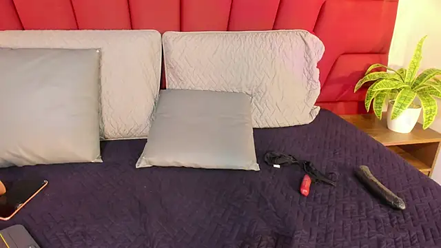 LadyLuminary live sex cam