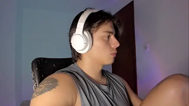 Giordano_Russo live sex cam