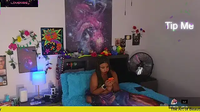 CosmicDream143's cam snapshot