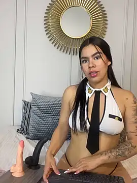 Mia-Kendall's cam snapshot