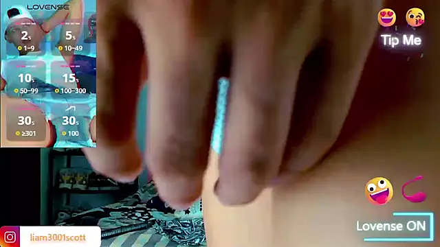 Liamscott_'s cam snapshot