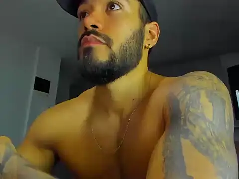 Alexander_Martines's cam snapshot