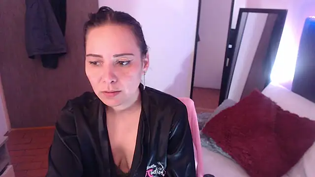 camila_delarosa live sex cam