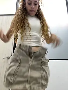 alana15 live sex cam