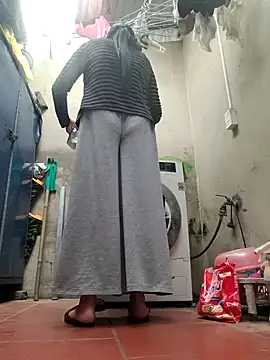 Basanis68's cam snapshot