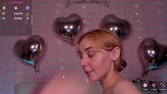 LianaFord live sex cam