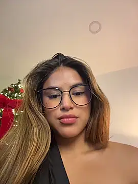 SaraParisi's cam snapshot