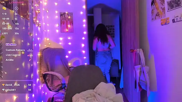 linda_giggle live sex cam