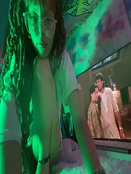 BABYUNICORN live sex cam