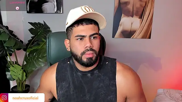 noah_crux live sex cam