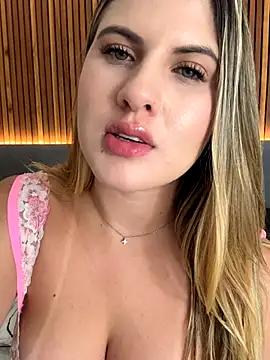 EmiilyAdams_ live sex cam