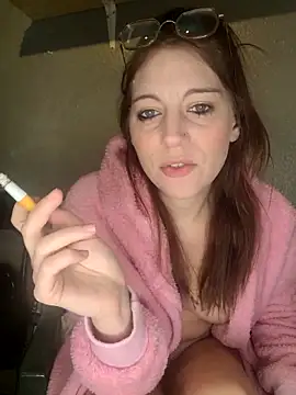 XLisaxx live sex cam