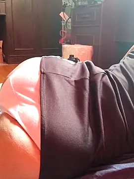 QueenSoreal live sex cam