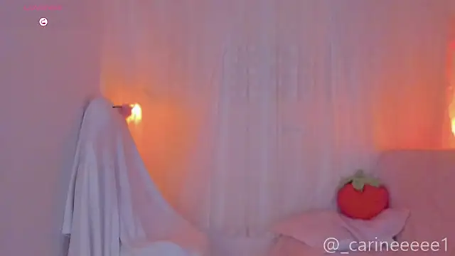 sweet_carine's cam snapshot