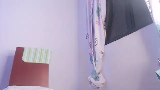 Ahlya's cam snapshot