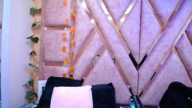 slut_anal_'s cam snapshot