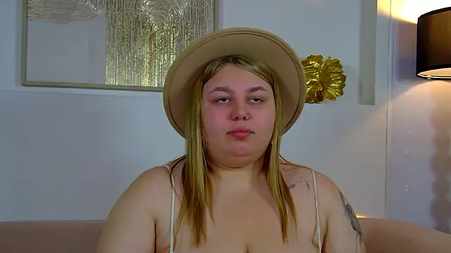 LillianKim live sex cam