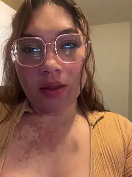 WhiteWomen's cam snapshot