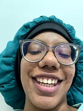 Curly_lily live sex cam