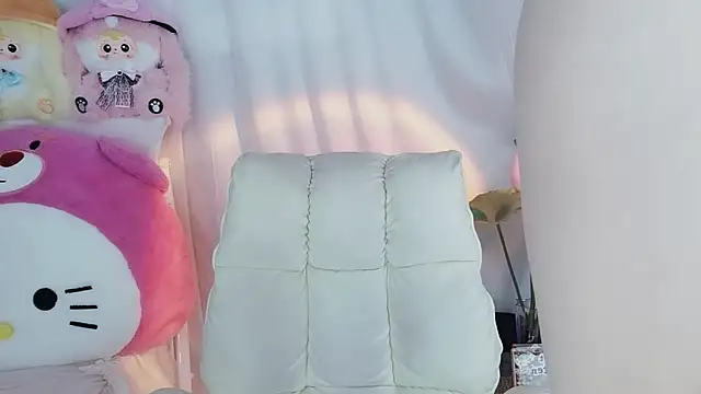 -zhuzhu-999-'s cam snapshot