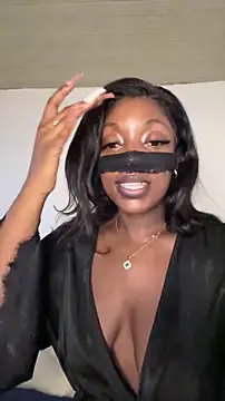 _foreigntitts's cam snapshot