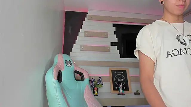 tommy_blue's cam snapshot