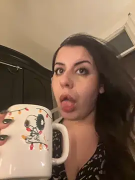 holyeroticss live sex cam