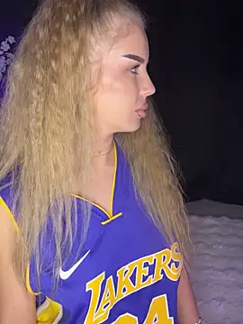 AubrieleRouj1 live sex cam