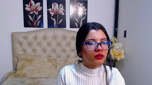 pinky_f00x's cam snapshot