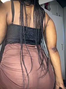 Bustygoddess32's cam snapshot