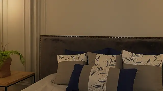 IrisBaker's cam snapshot