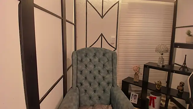 NicolRoss_'s cam snapshot