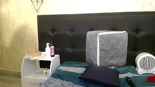 Danielaa_a's cam snapshot