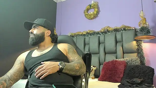 Lyon_vach live sex cam