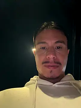 DominickVegas's cam snapshot