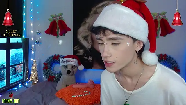 maxiy_001 live sex cam