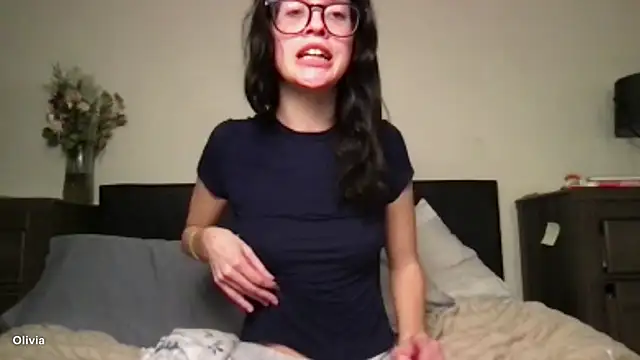 Livis_world's cam snapshot