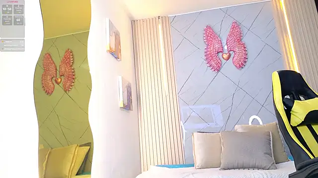 Sara_swift9's cam snapshot