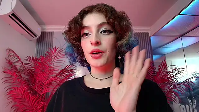 EvaHalsey's cam snapshot