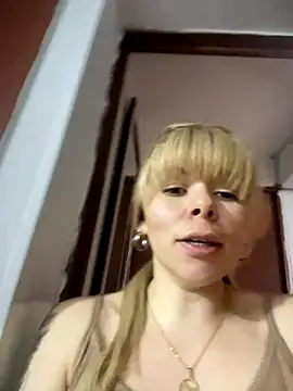 carolina16love's web cam